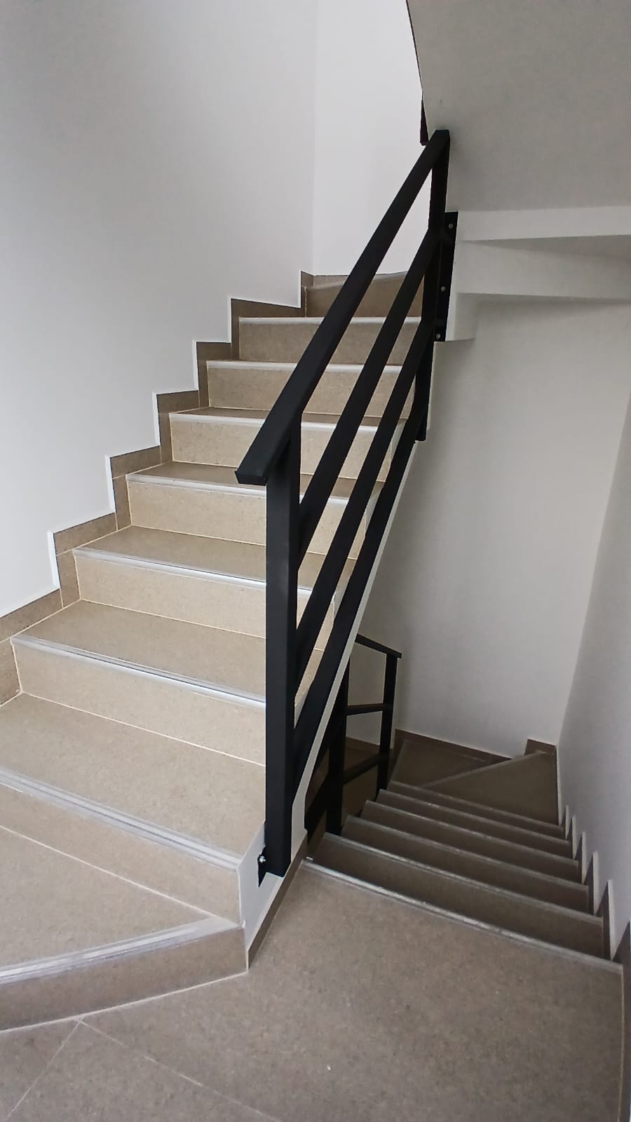 SE VENDE APARTAMENTO - ENCISO