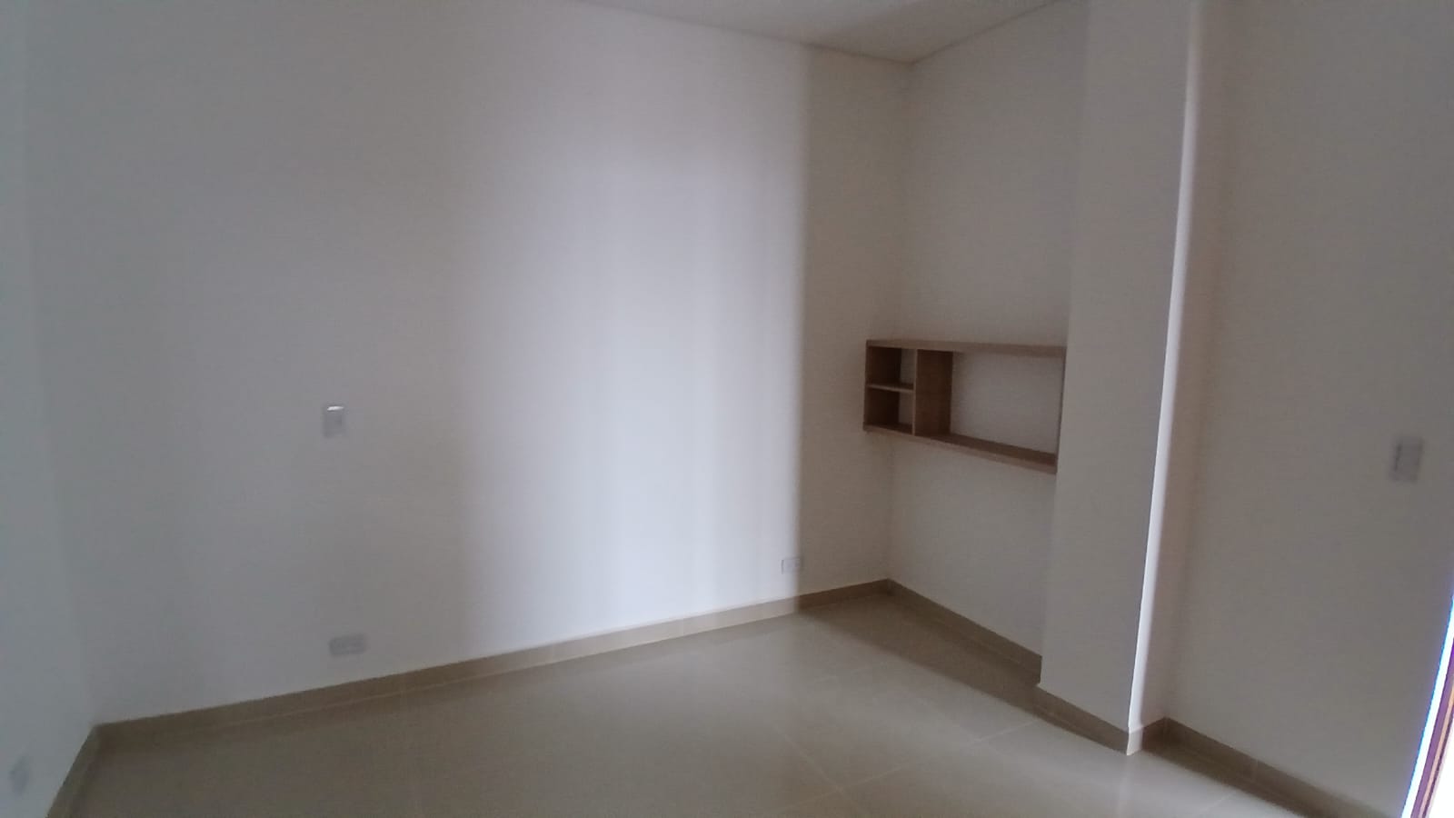 SE VENDE APARTAMENTO - ENCISO